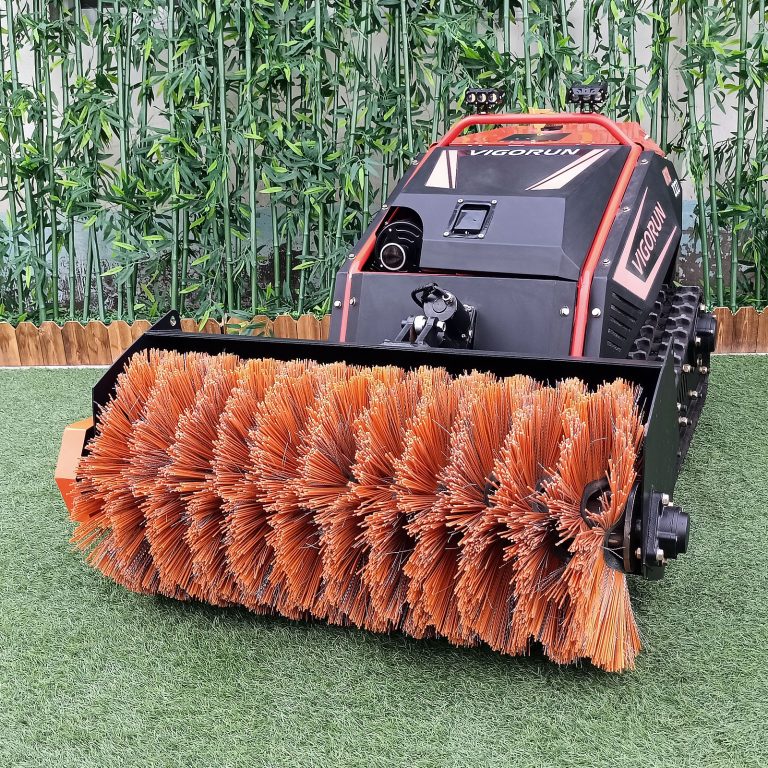 dual-cylinder four-stroke 1000mm cutting width tracked RC angle snow plow